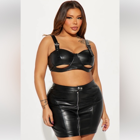TOP ONLY- BRAND NEW FAUX LEATHER CUT OUT CROP TOP - Picture 3 of 12
